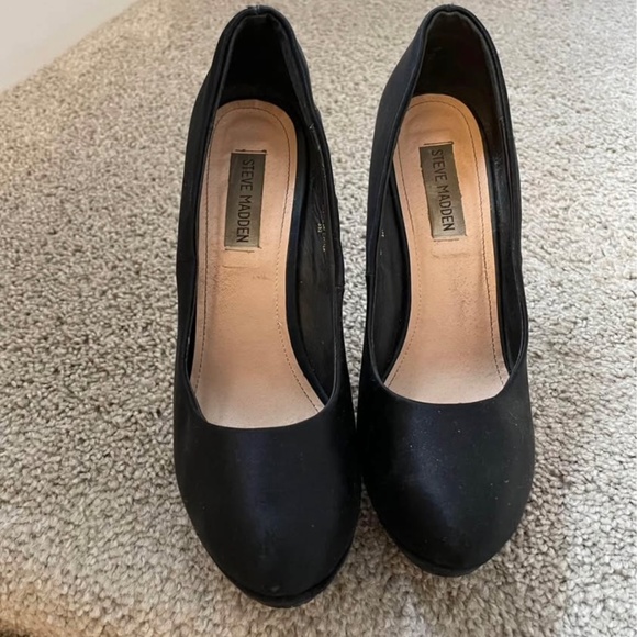 Steve Madden heels - Picture 2 of 2